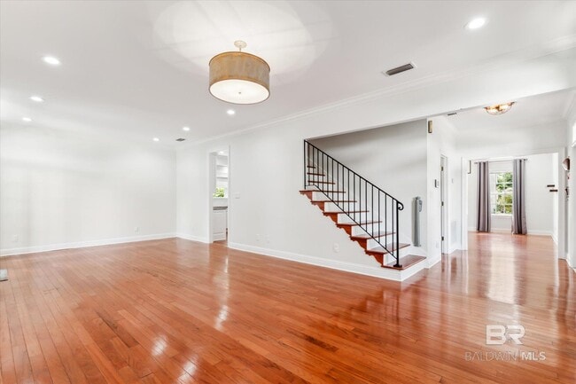 Building Photo - 6363 D'Olive Ct