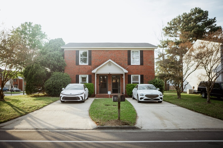 Building Photo - 199 Kristin Dr