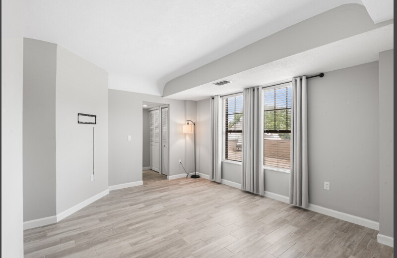 Building Photo - 235 6th St NW