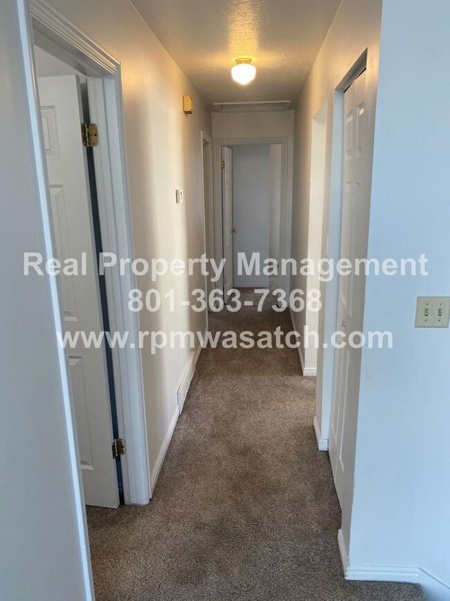Building Photo - 4722 Xanadu Cir