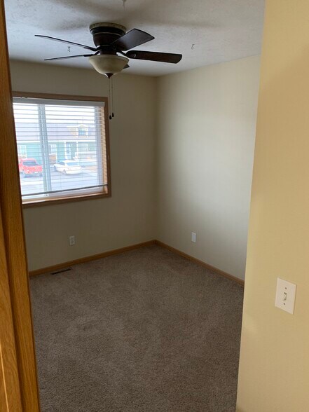 Building Photo - 92 13th St