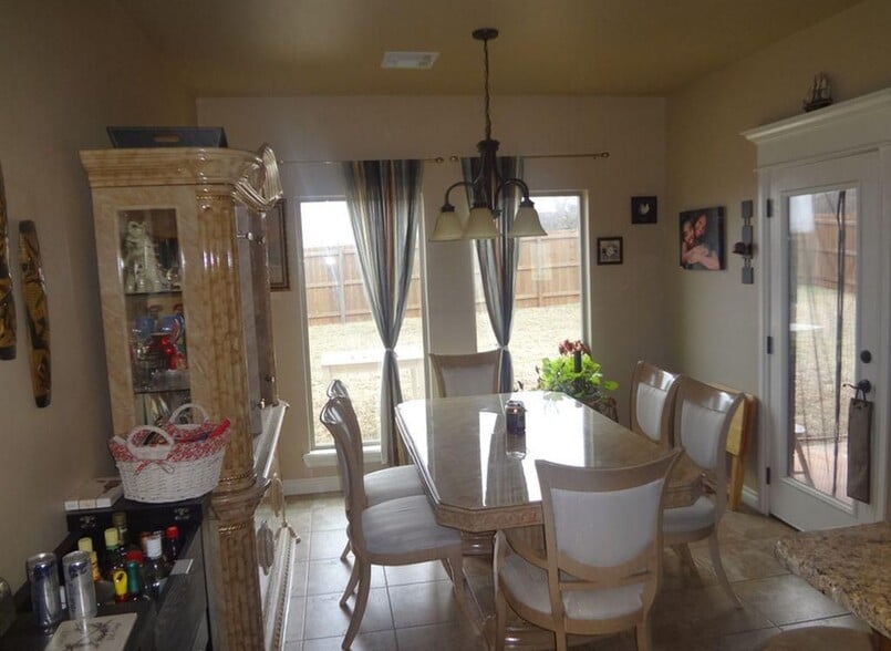 Building Photo - 1233 Red Rock Drive