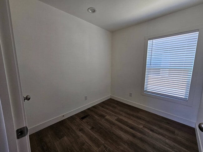 Building Photo - 1409 N French St