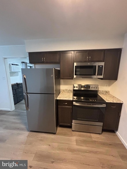 Building Photo - 612 N Shady Retreat Rd