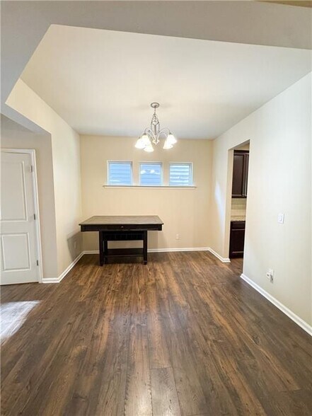 Building Photo - 198 Hardy Water Dr SE