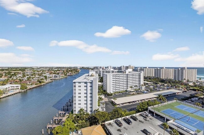 Building Photo - 3420 S Ocean Blvd