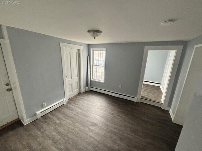 Building Photo - 191 Liberty St