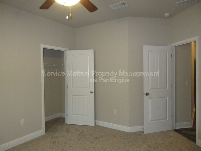 Building Photo - 5966 Rustic Ridge Circle