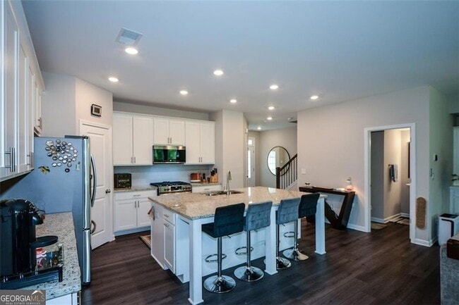 Building Photo - 3401 Park Pointe Cir
