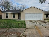 Building Photo - 15829 Ridgeroe Ln