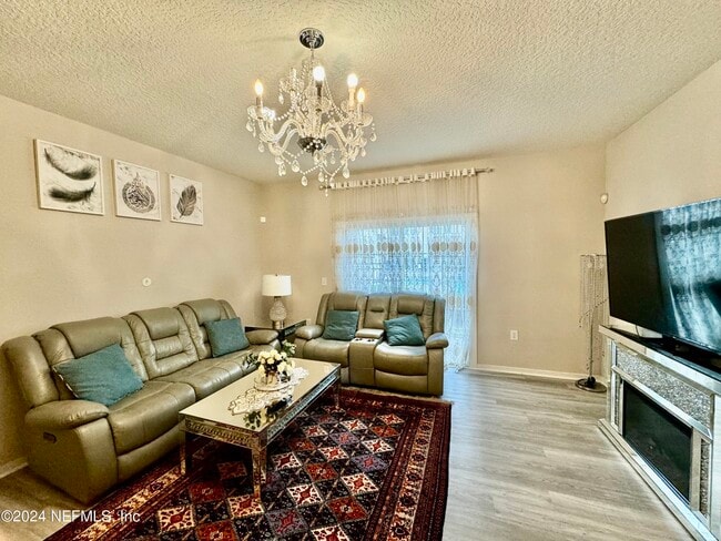 Building Photo - 11368 Estancia Villa Dr