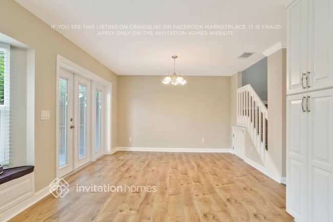 Building Photo - 1157 Chambord Ct