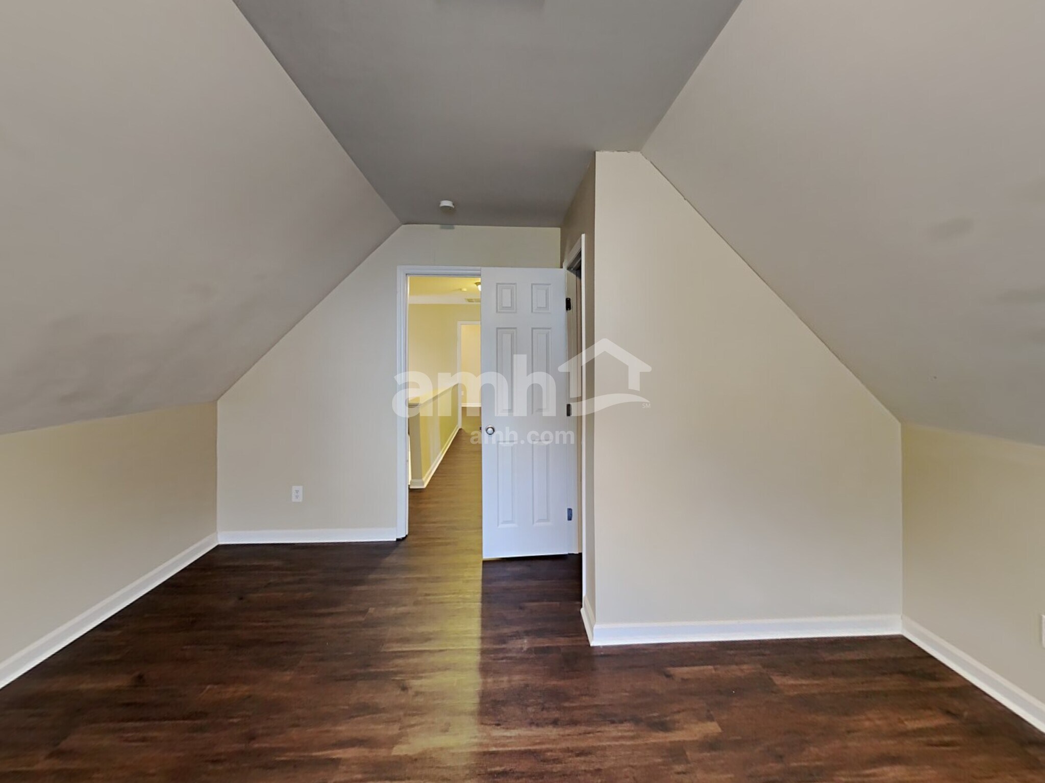 Building Photo - 2200 Bay Creek Ct