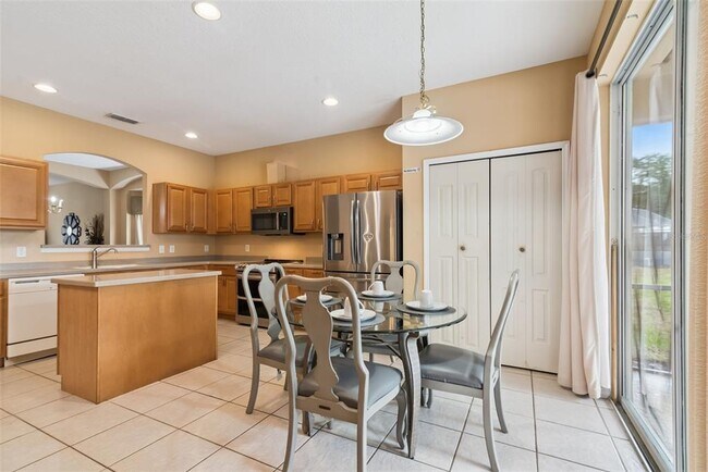 Building Photo - 1162 Solana Cir
