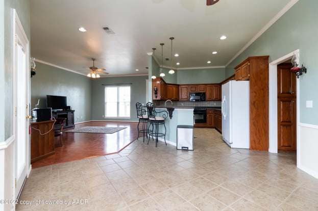 Building Photo - 15702 Outback Trail