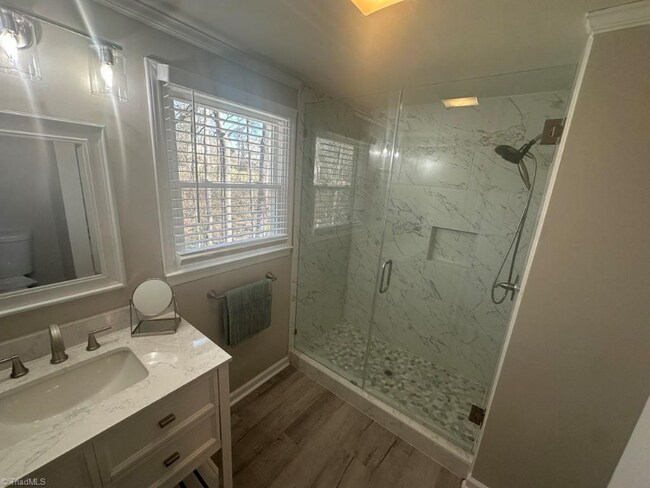 Building Photo - 1165 Lazyboy Ln