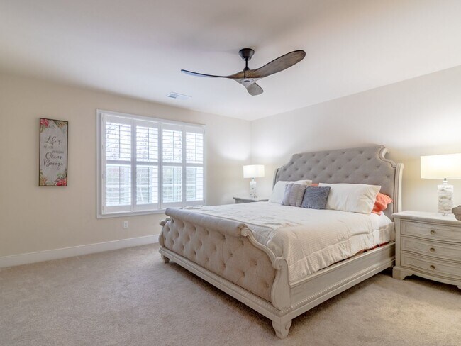 Building Photo - Spacious Furnished 4BR Townhome with First-Floor Owner’s Suite Near Rehoboth Beach - Sawgrass