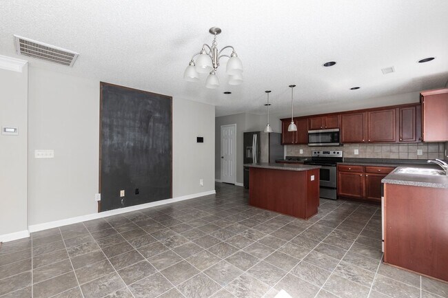 Building Photo - 459 Averasboro Dr