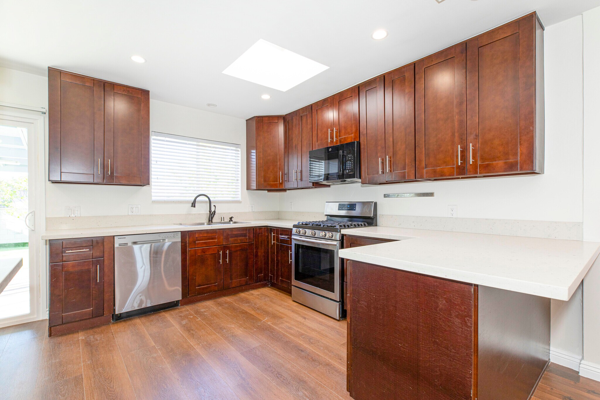 Building Photo - 17425 Emelita St