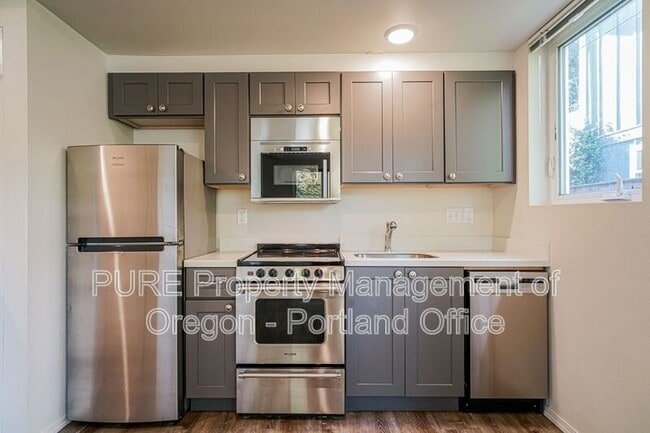 Building Photo - 5263 N Harvard St