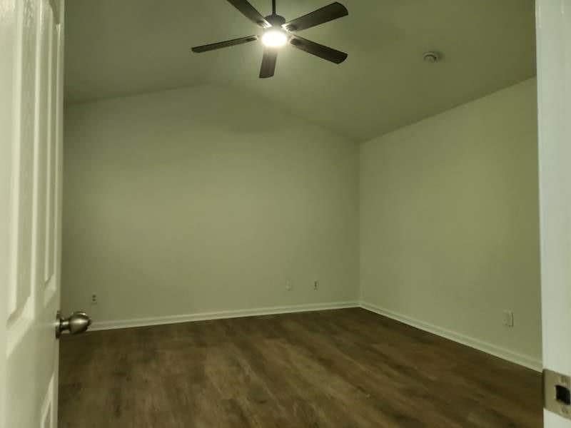 Building Photo - 2025 Kyrle Ln NW