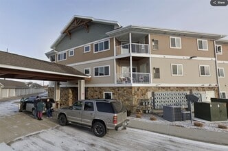 Building Photo - 2821 Ithaca Dr