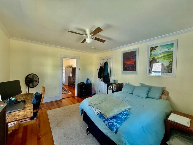 Building Photo - 207 Whitwell St