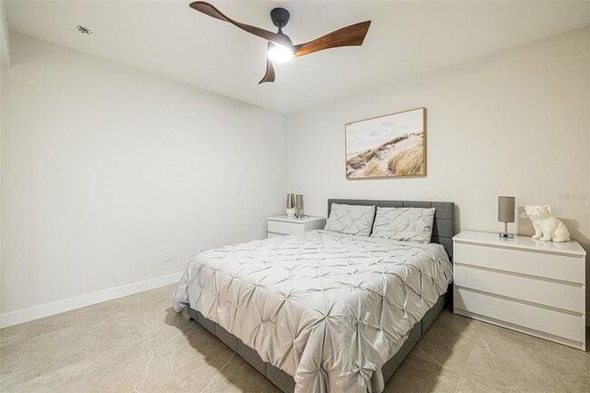 Building Photo - 16320 Kelly Cove Dr