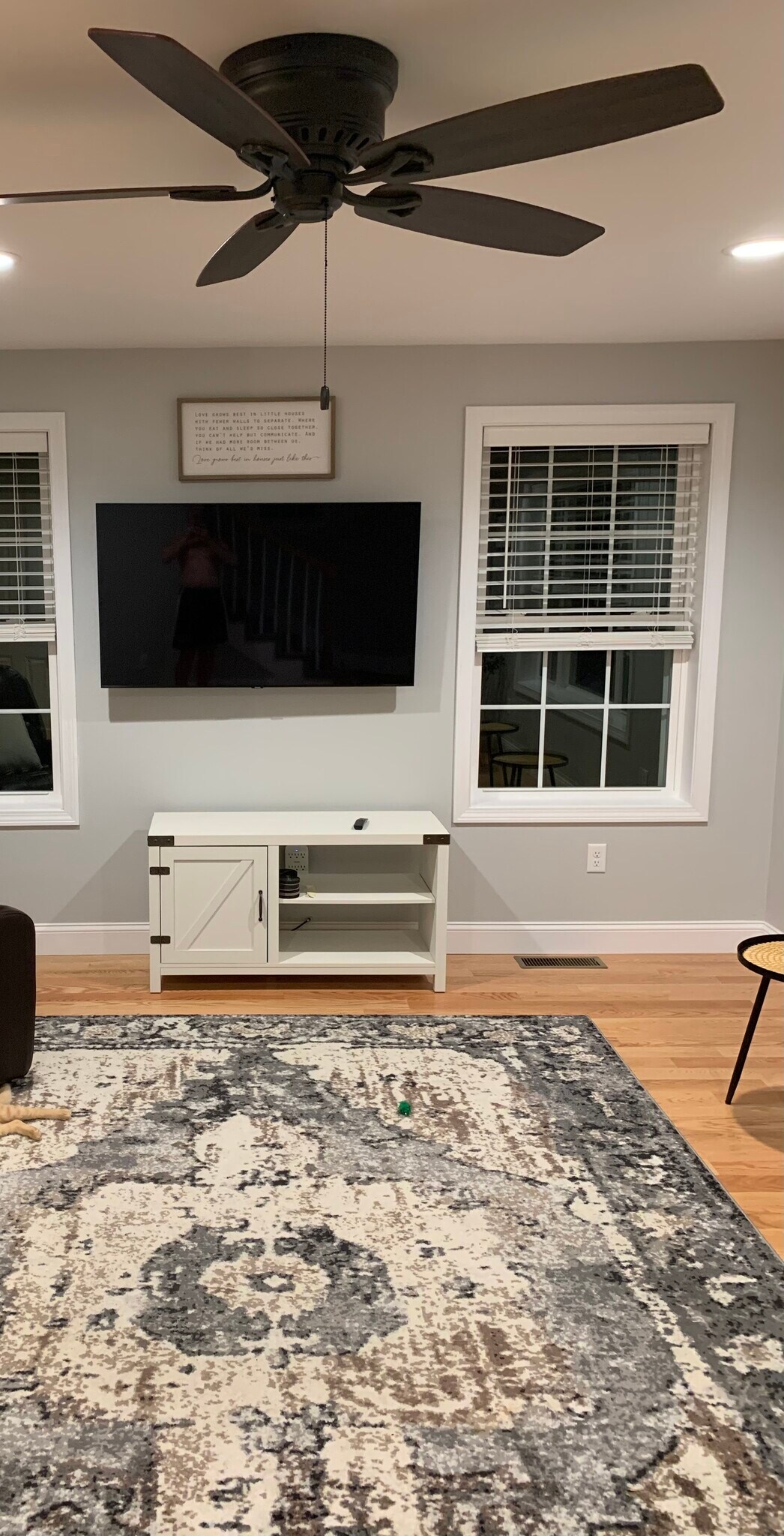 Building Photo - 17 1st St