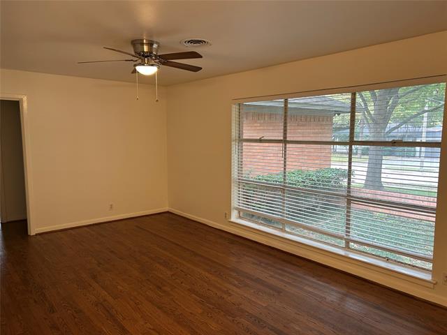 Building Photo - 888 Berkinshire Dr