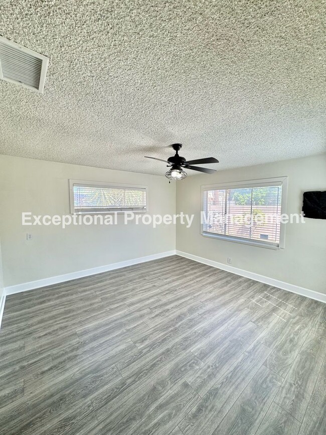 Building Photo - Great 3 bed 2 bath home