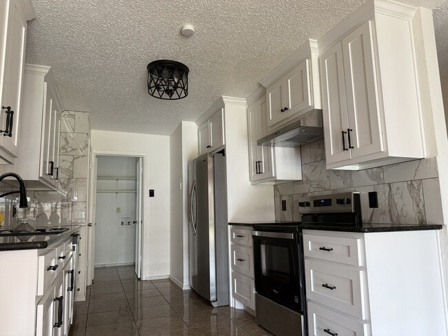 Building Photo - 2506 Boyd Ave