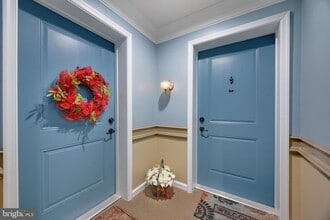 Building Photo - 8390 Ice Crystal Dr