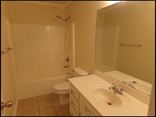 Building Photo - 12 Lauren Cove