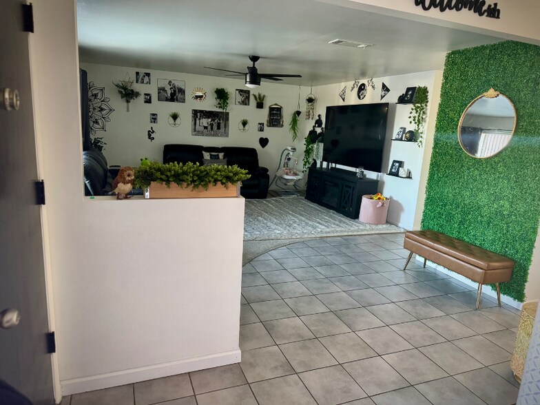 Building Photo - 1268 Orange Ave