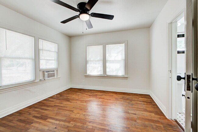 Building Photo - 1132 W Eufaula St