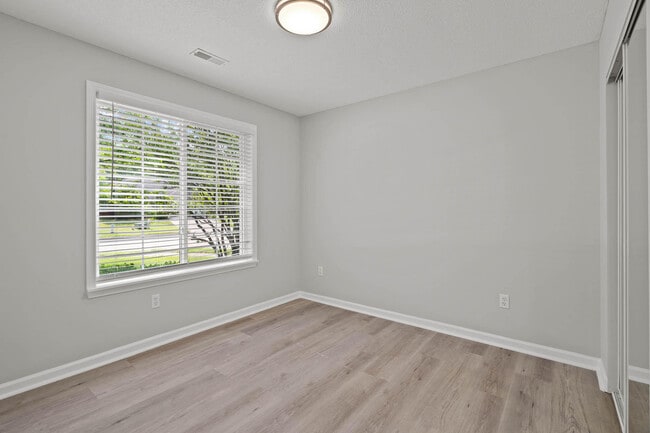 Building Photo - 2404 Lubbock Ct