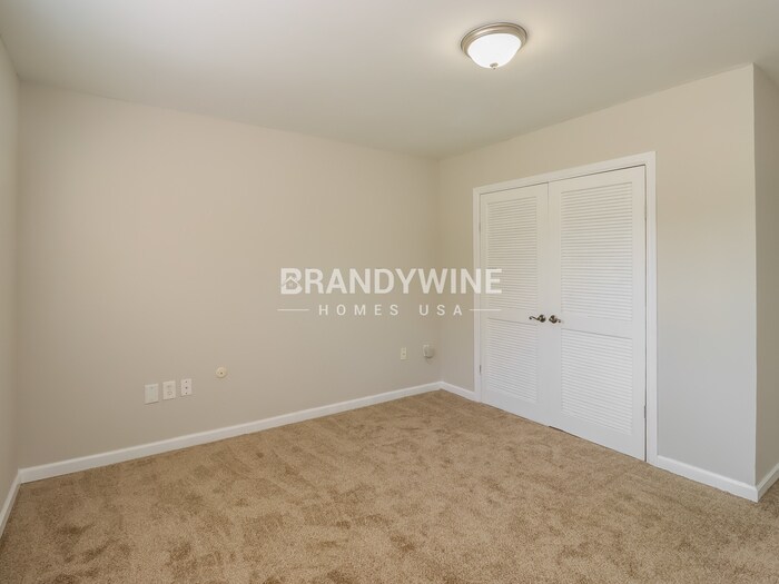 Building Photo - 113 Eva Dr