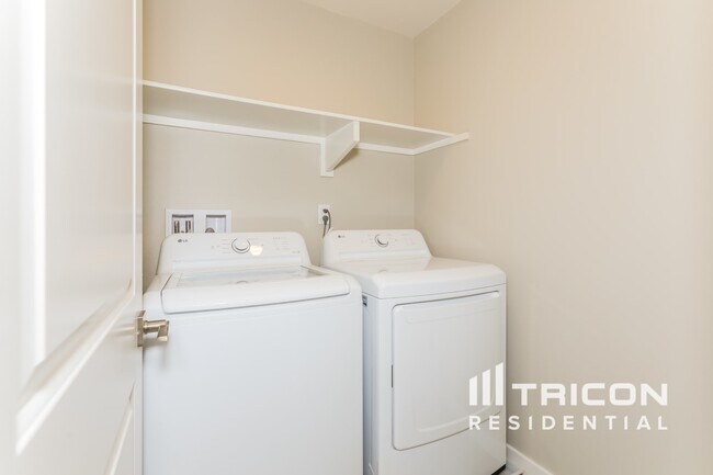 Building Photo - 31683 Willowood Way