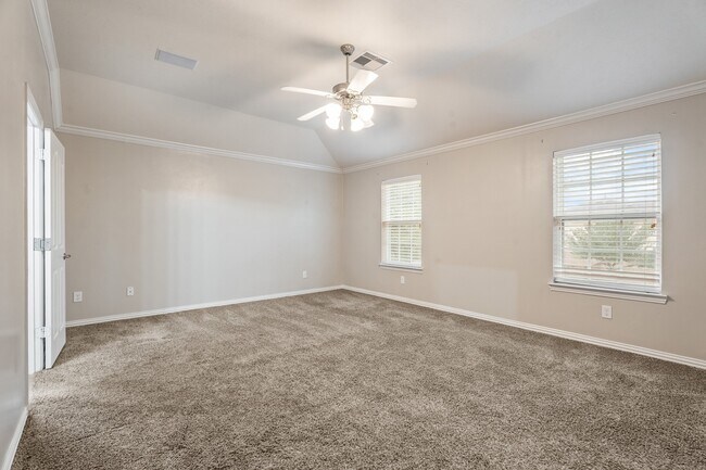 Building Photo - 6605 Fallen Breeze Ln