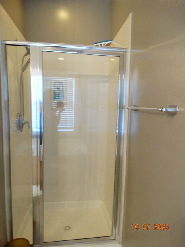 Building Photo - Perfect location in the heart of Pooler