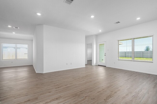 Building Photo - 7618 Auburn Hvn Trl