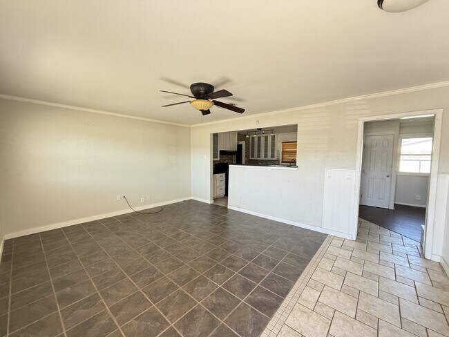 Building Photo - 3412 Baumann Ave