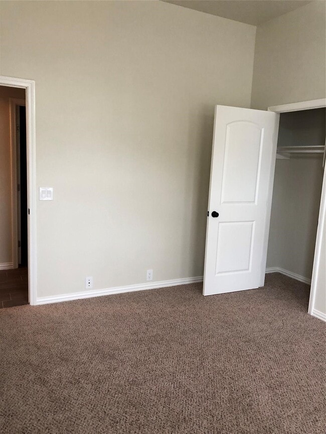 Building Photo - 6319 Deep Canyon Dr