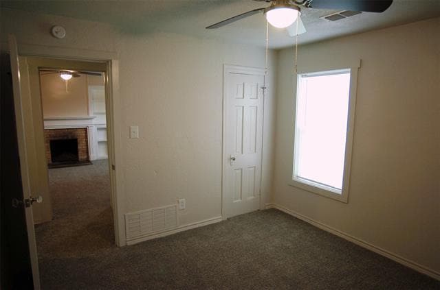 Building Photo - 1142 Jeanette St