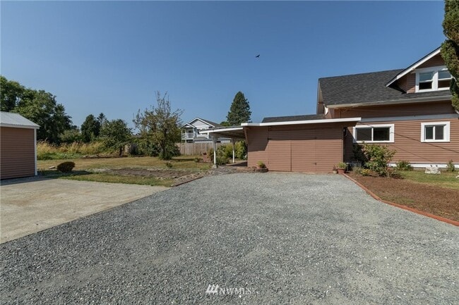 Building Photo - 5723 3rd Ave