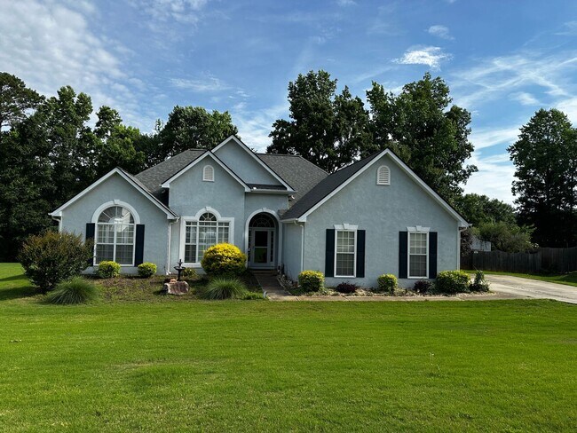 Building Photo - 3 Bedrooms 2 baths in McDonough