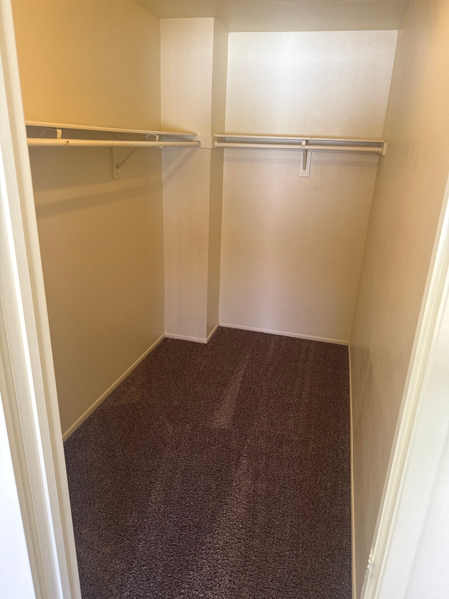 Master Bed walk in closet - 712 Summerwood Ln