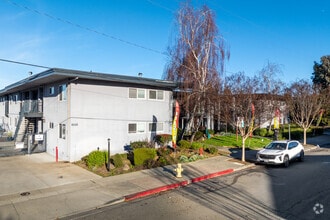 Building Photo - Spring Ridge Apartments