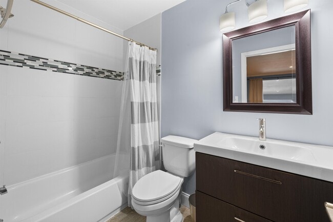 Building Photo - 909 S Ponce De Leon Blvd